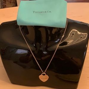 Authentic Tiffany chain and Return to Tiffany pendant